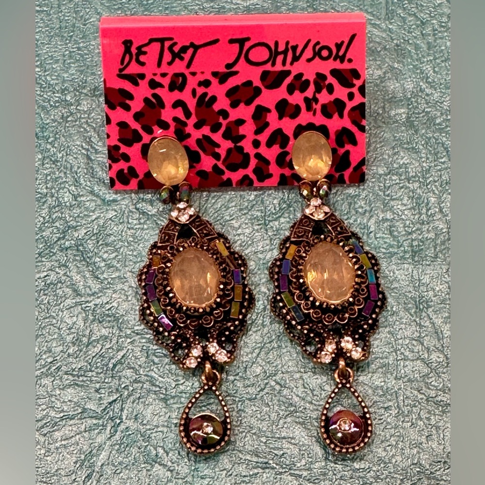 Betsey Johnson Vintage-Style Drop Earrings NWT – Opal & Iridescent Crystals